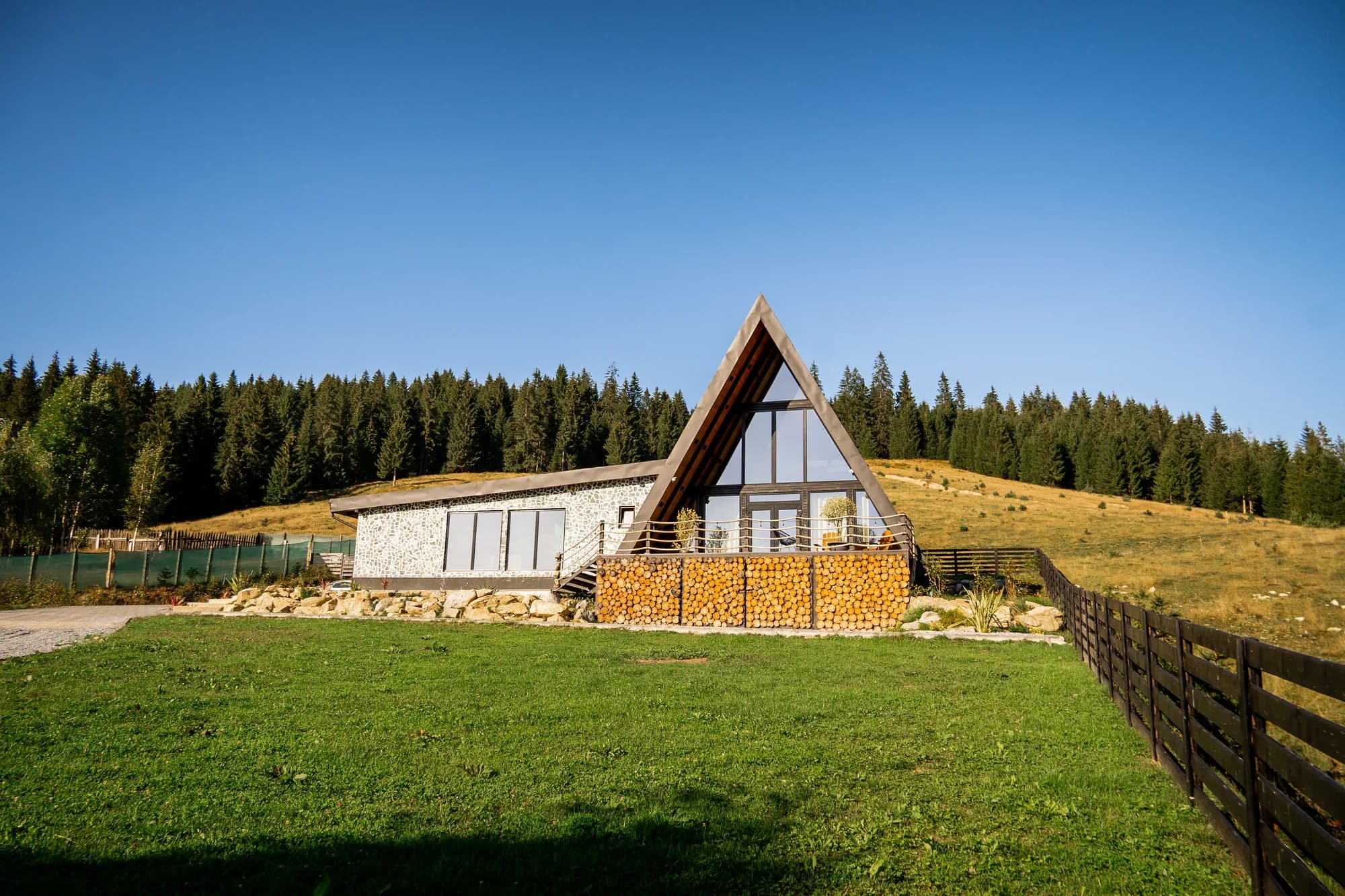 TuliVilla - Peisaj montan din Bucovina