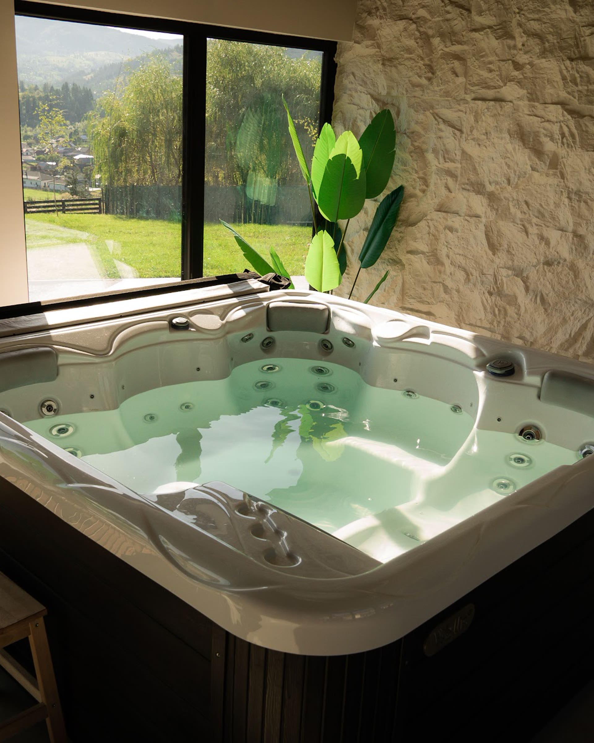 Jacuzzi Interior